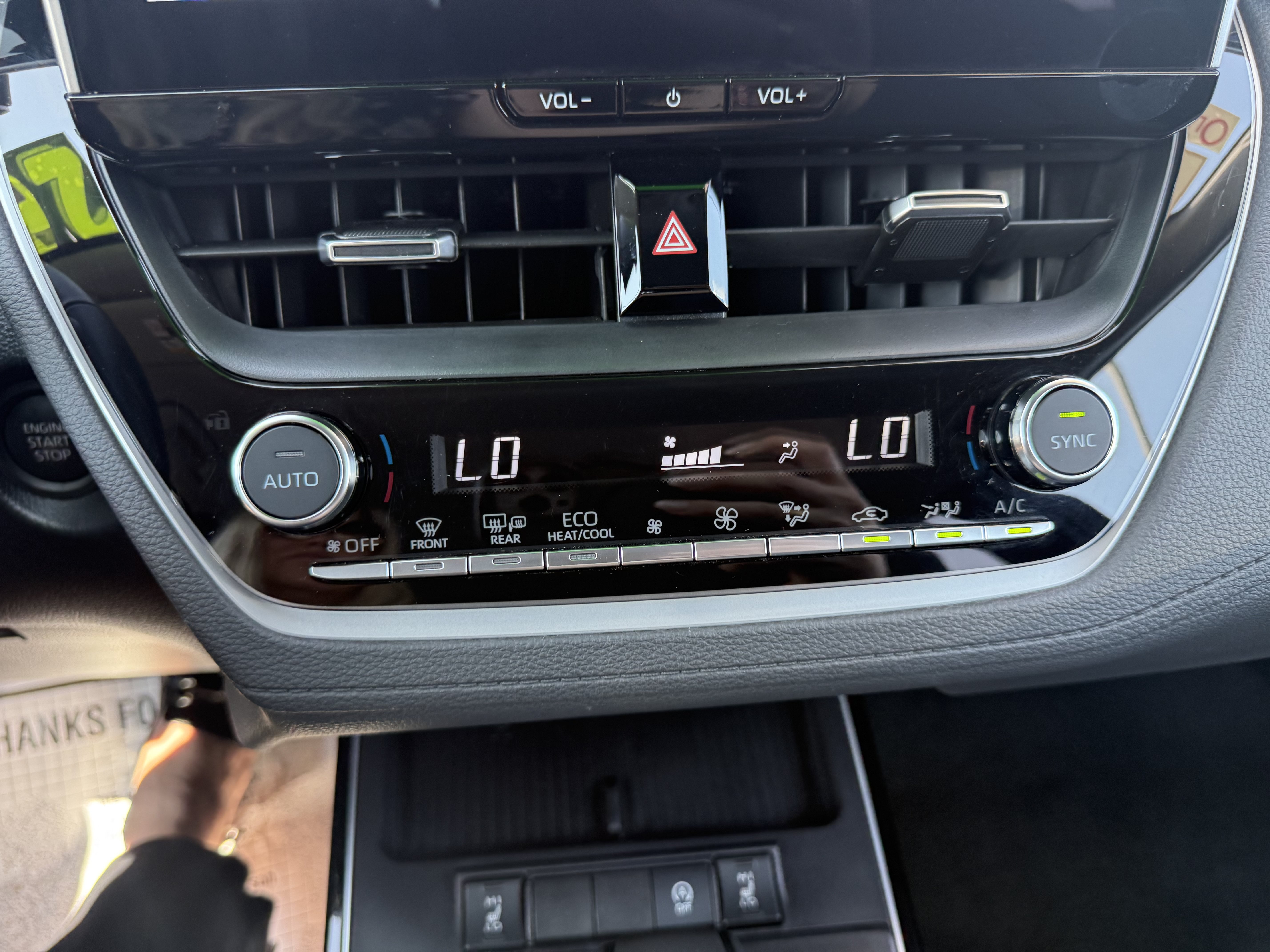 Certified 2026 Toyota Corolla Cross XLE FWD image 10