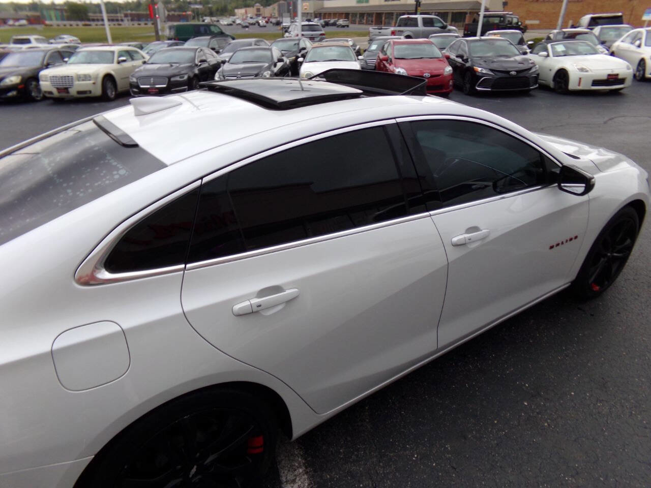 Used 2018 Chevrolet Malibu LT w/ Redline Edition image 7