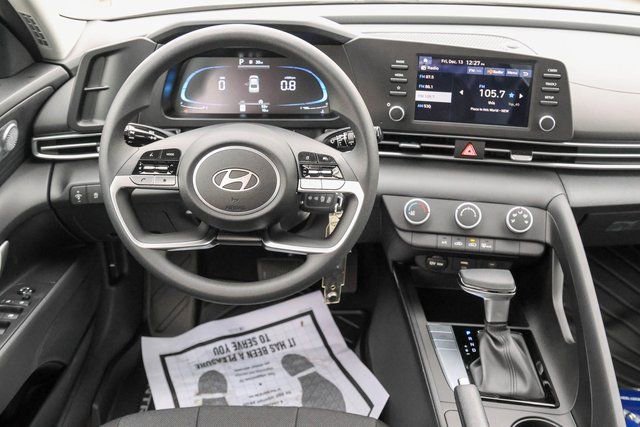 New 2026 Hyundai Elantra SE w/ Cargo Package image 10