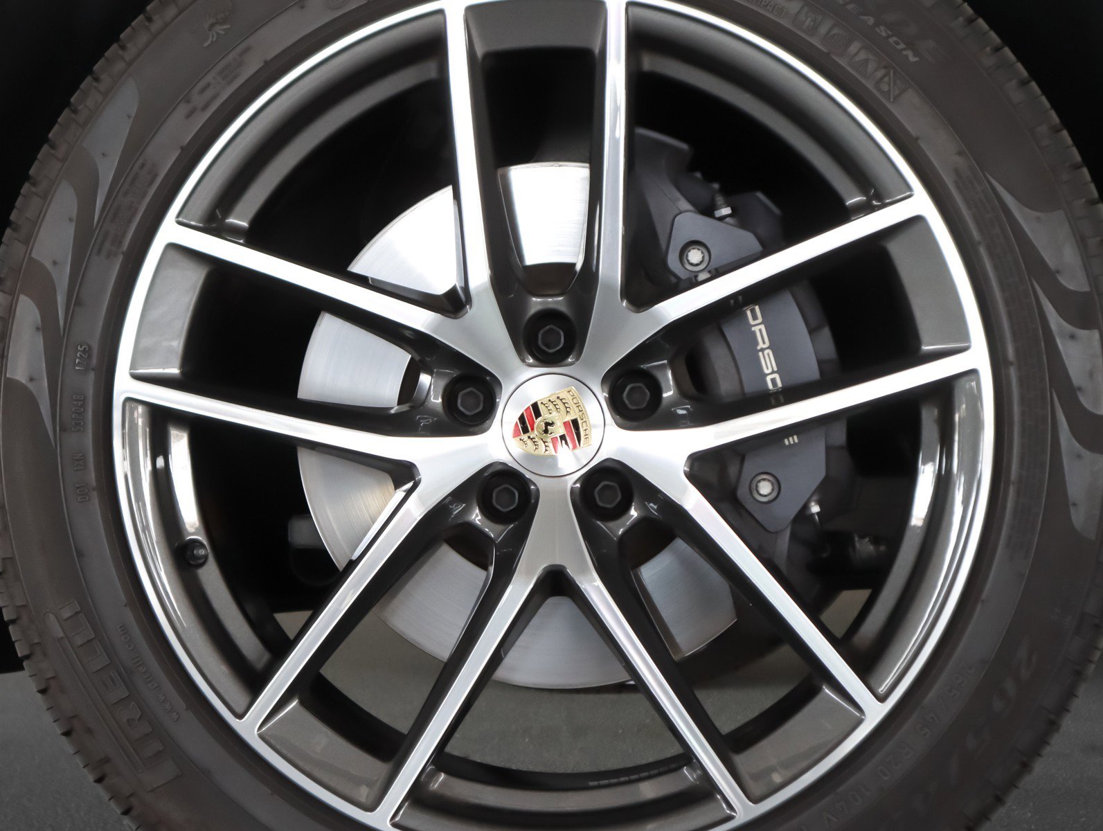 Certified 2026 Porsche Macan AWD/4WD image 15