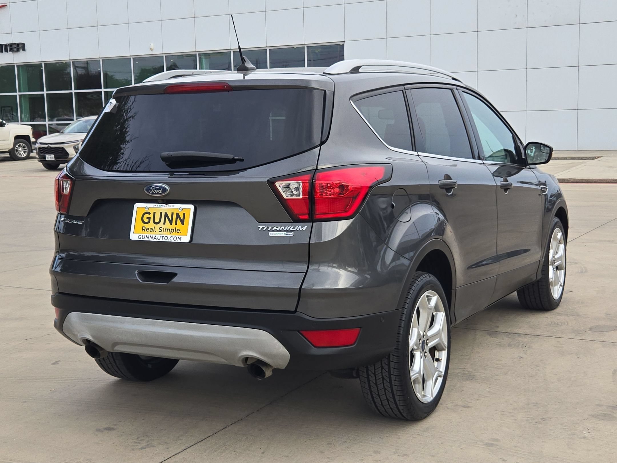 Used 2019 Ford Escape Titanium AWD/4WD image 3
