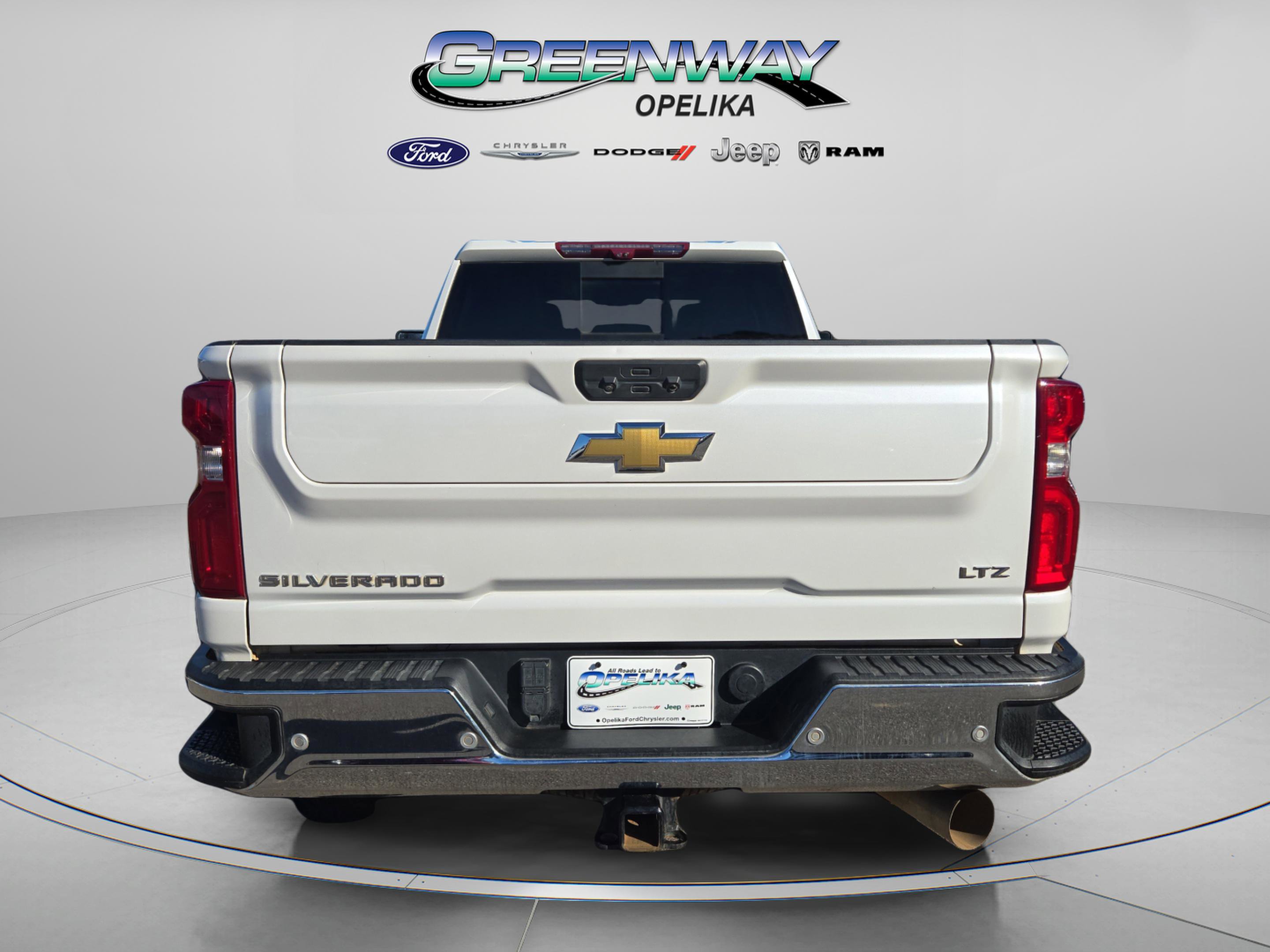 Used 2023 Chevrolet Silverado 2500 LTZ image 11