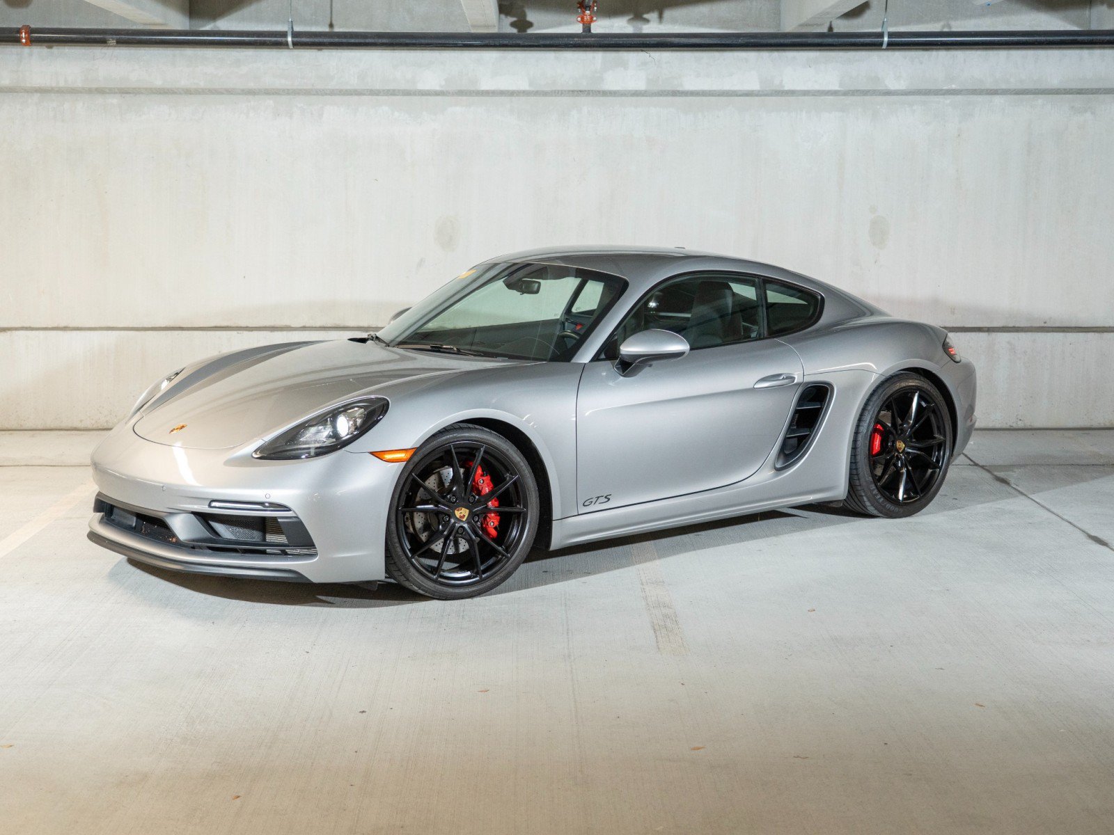 Certified 2018 Porsche 718 Cayman GTS RWD image 1