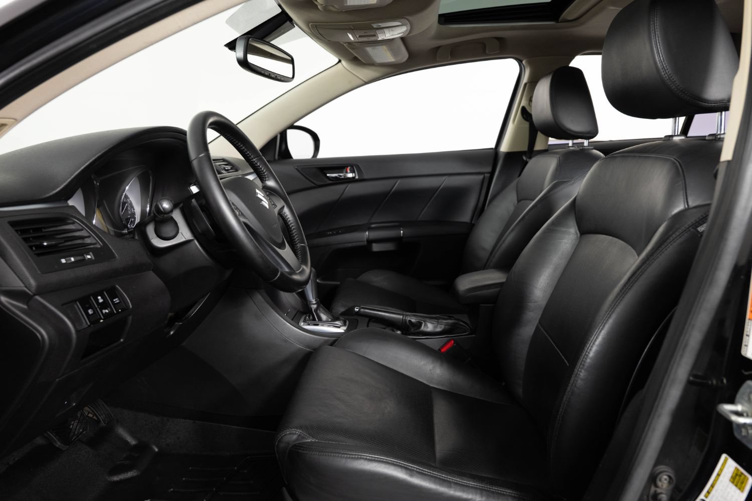 Used 2010 Suzuki Kizashi SLS AWD/4WD image 14