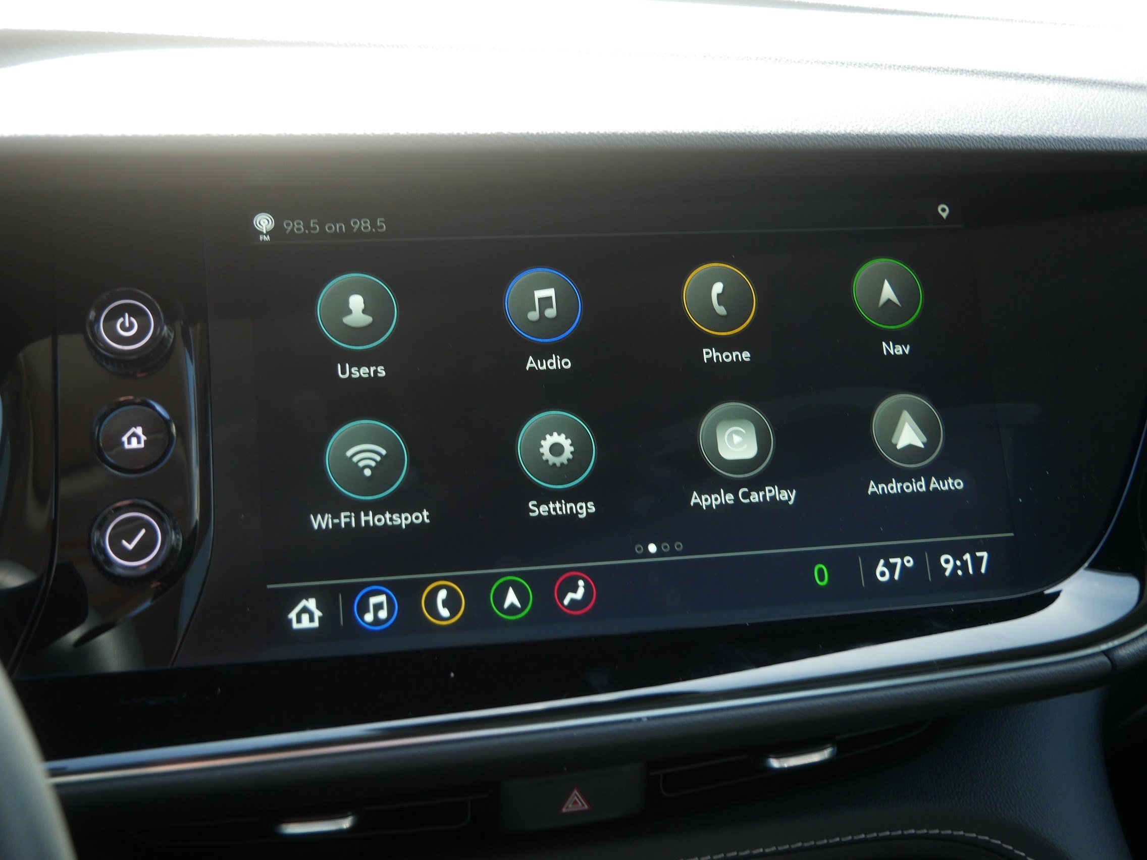 Used 2023 Buick Envision Avenir AWD/4WD image 35