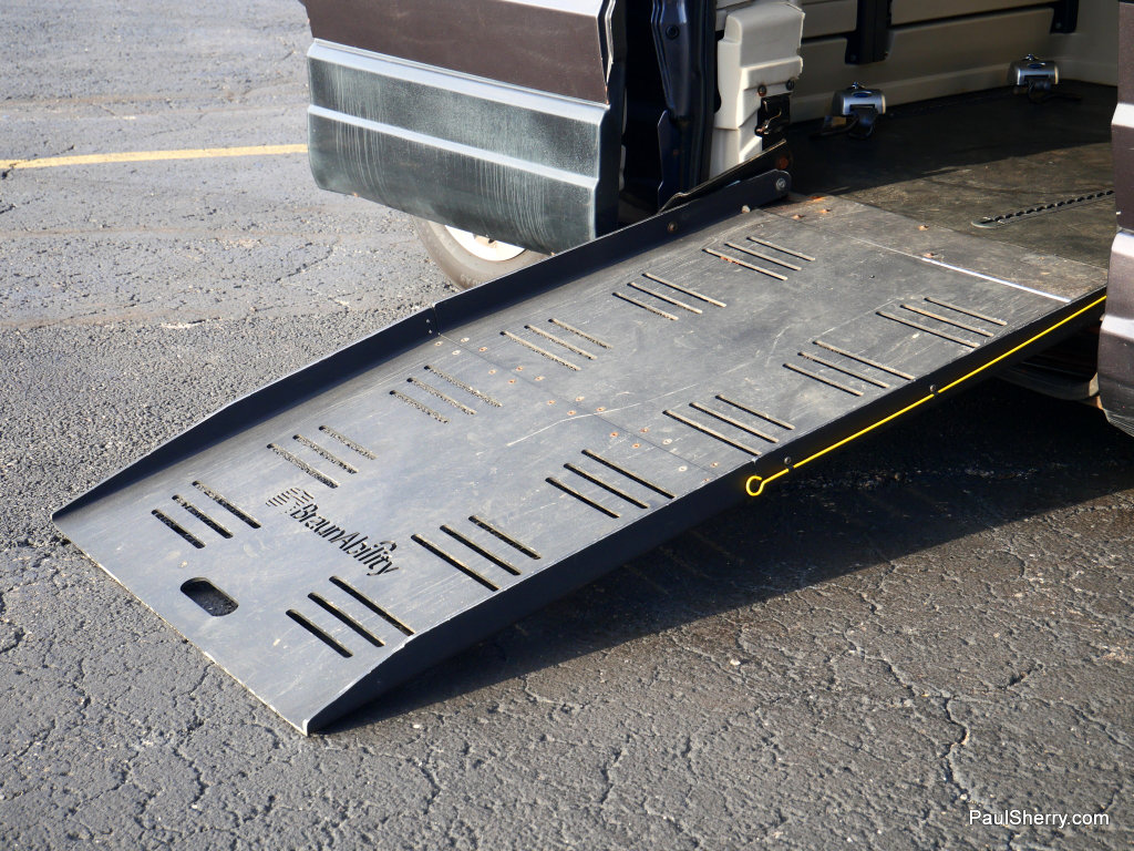 Used 2015 Dodge Grand Caravan SE w/ Quick Order Package 29E SE image 11