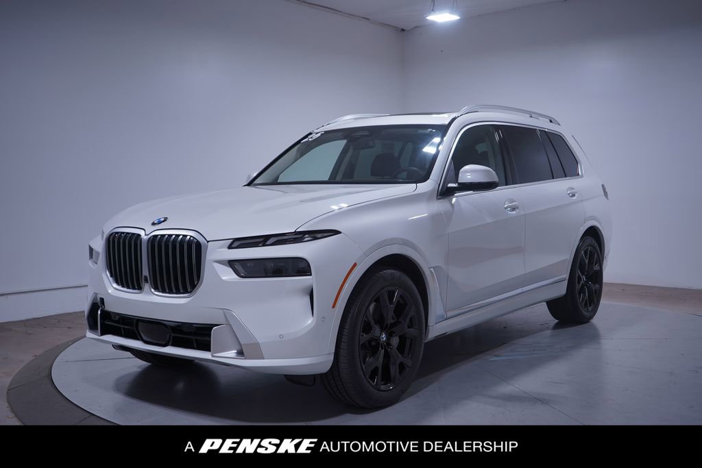 Used 2025 BMW X7 xDrive40i w/ Parking Assistance Package