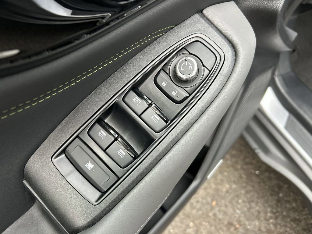 Certified 2025 Subaru Outback Onyx Edition AWD/4WD image 16