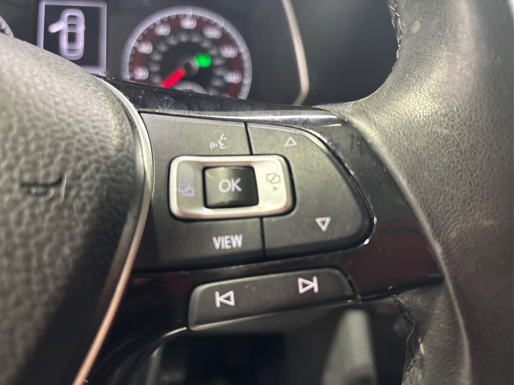 Used 2019 Volkswagen Jetta SE w/ Cold Weather Package image 28