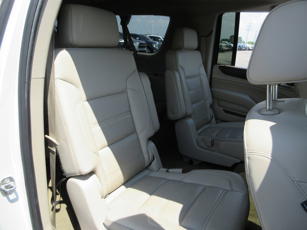 Certified 2019 GMC Yukon XL Denali w/ Open Road Package AWD/4WD image 28