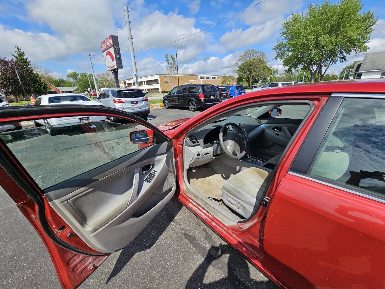 Used 2009 Toyota Camry SE FWD image 18