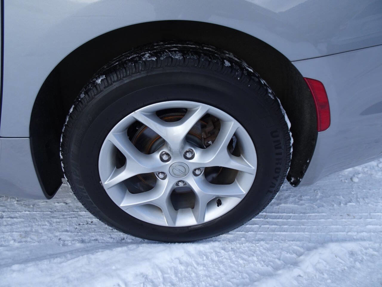 Used 2019 Chrysler Pacifica Touring Plus w/ Tire & Wheel Group image 10