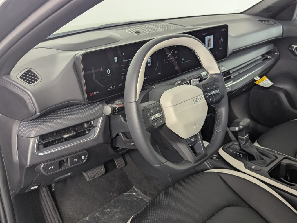 New 2026 Kia K4 EX w/ GT-Line Premium Package FWD image 10