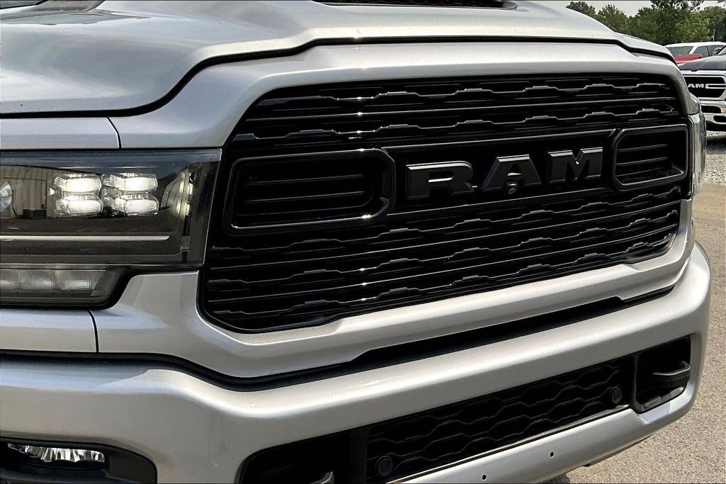 Used 2024 RAM 3500 Limited AWD/4WD image 31