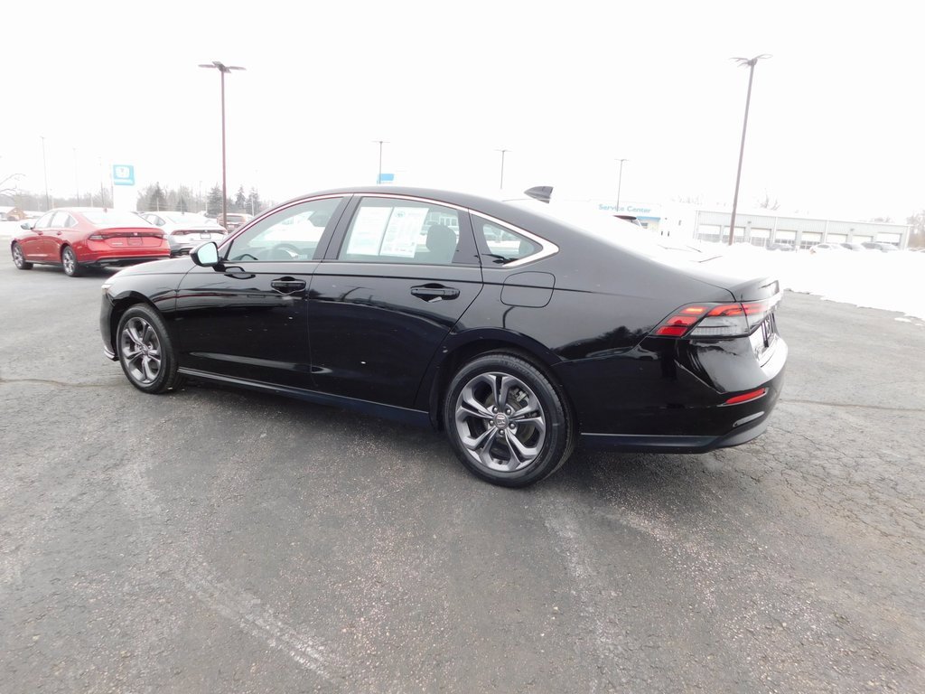 Used 2023 Honda Accord EX image 5