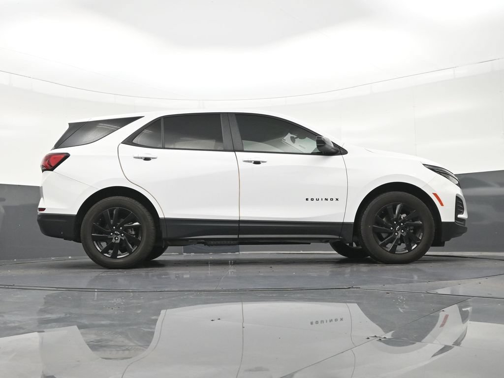 Used 2024 Chevrolet Equinox LS w/ Sport Edition FWD image 28