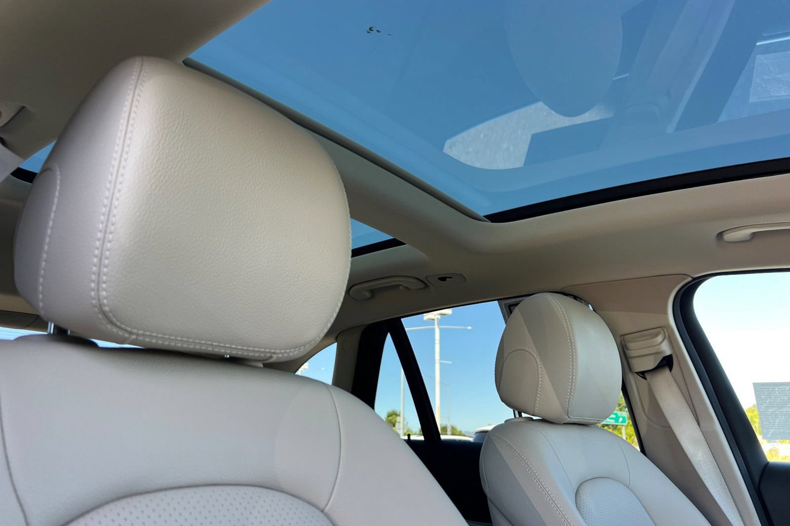 Used 2019 Mercedes-Benz GLC 300 image 21