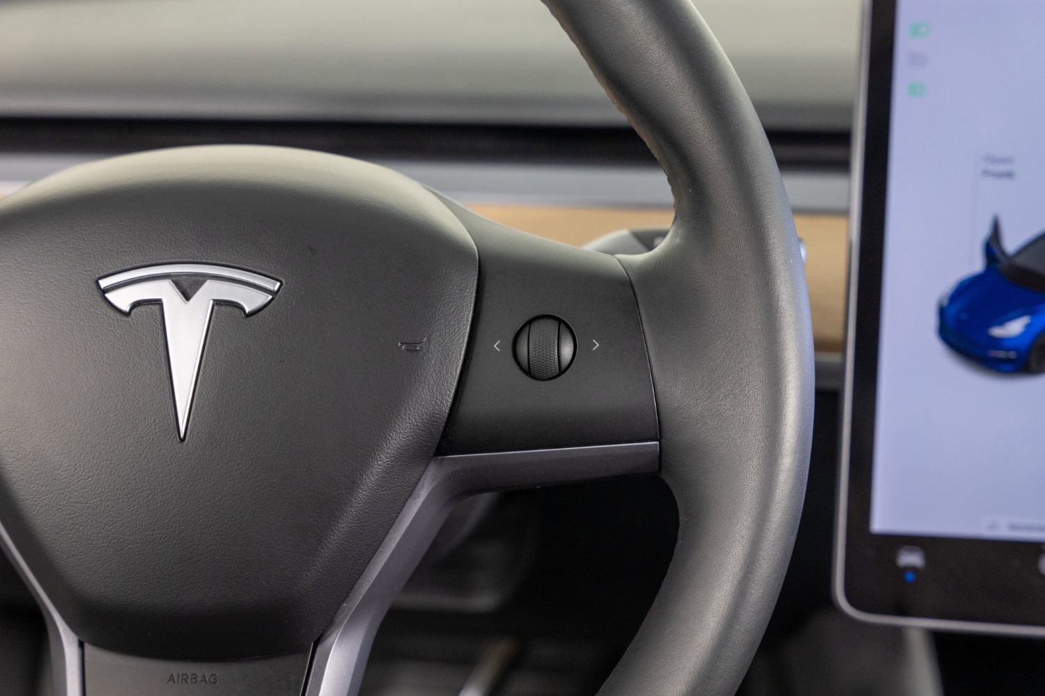 Used 2019 Tesla Model 3 Long Range image 31