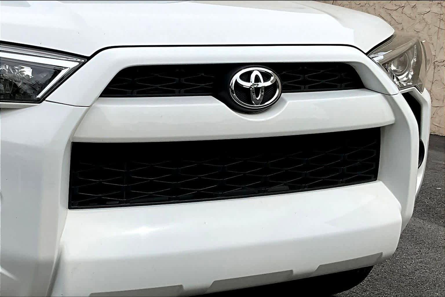 Certified 2019 Toyota 4Runner SR5 image 29