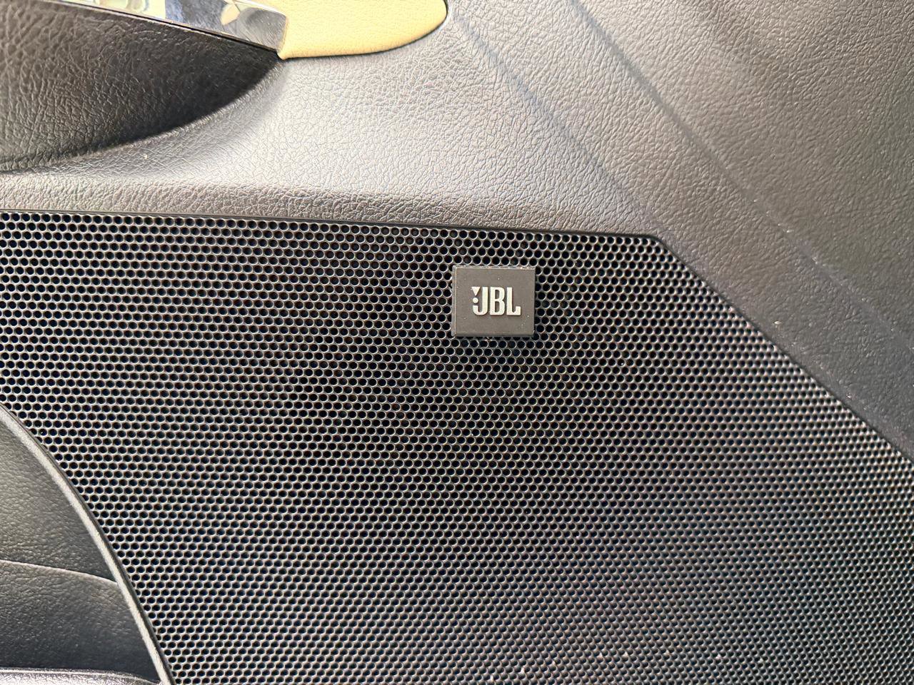 Used 2015 Toyota Avalon Limited FWD image 15