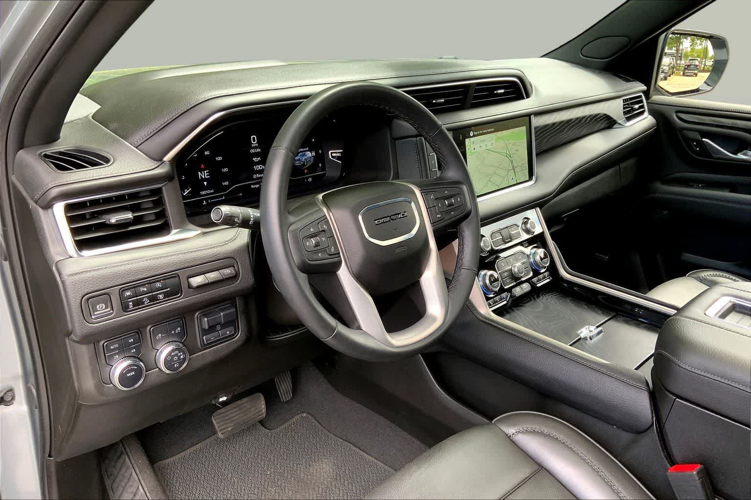 Used 2024 GMC Yukon Denali w/ Max Trailering Package AWD/4WD image 18