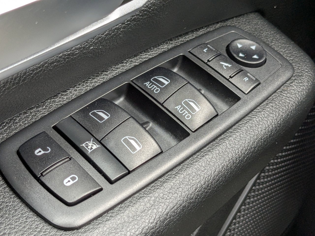 Used 2019 RAM 1500 Big Horn AWD/4WD image 25