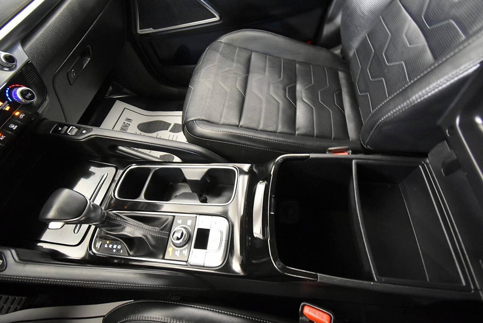 Used 2022 Kia Telluride SX w/ SX Prestige Package AWD/4WD image 23