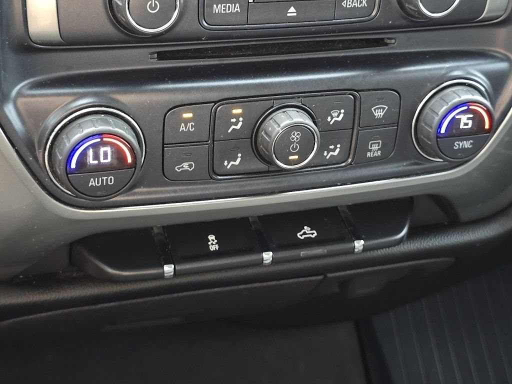 Used 2018 Chevrolet Silverado 1500 LT w/ All Star Edition AWD/4WD image 30