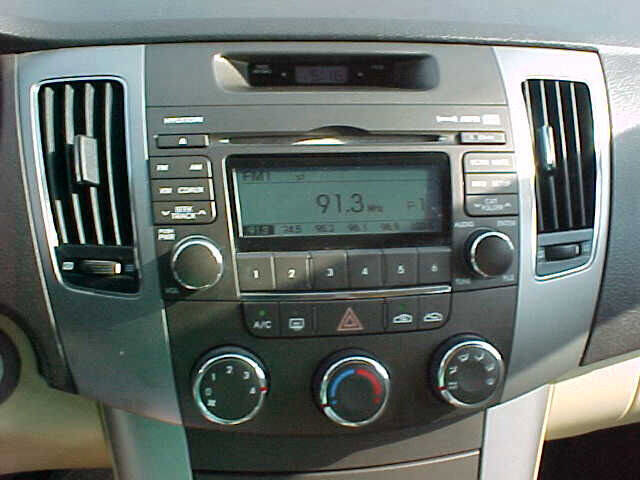 Used 2010 Hyundai Sonata GLS image 19