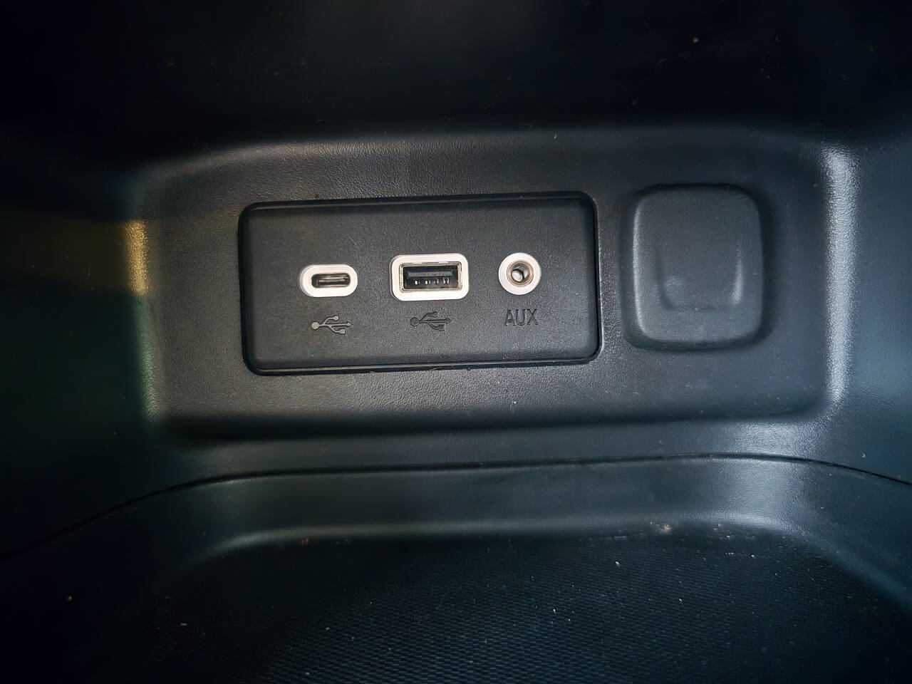 Used 2021 Chevrolet Equinox LT image 33