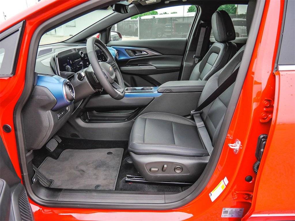 New 2024 Chevrolet Equinox EV LT image 34