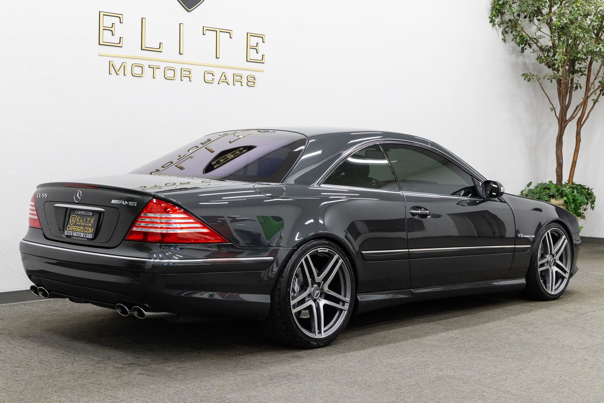 Used 2004 Mercedes-Benz CL 55 AMG image 11