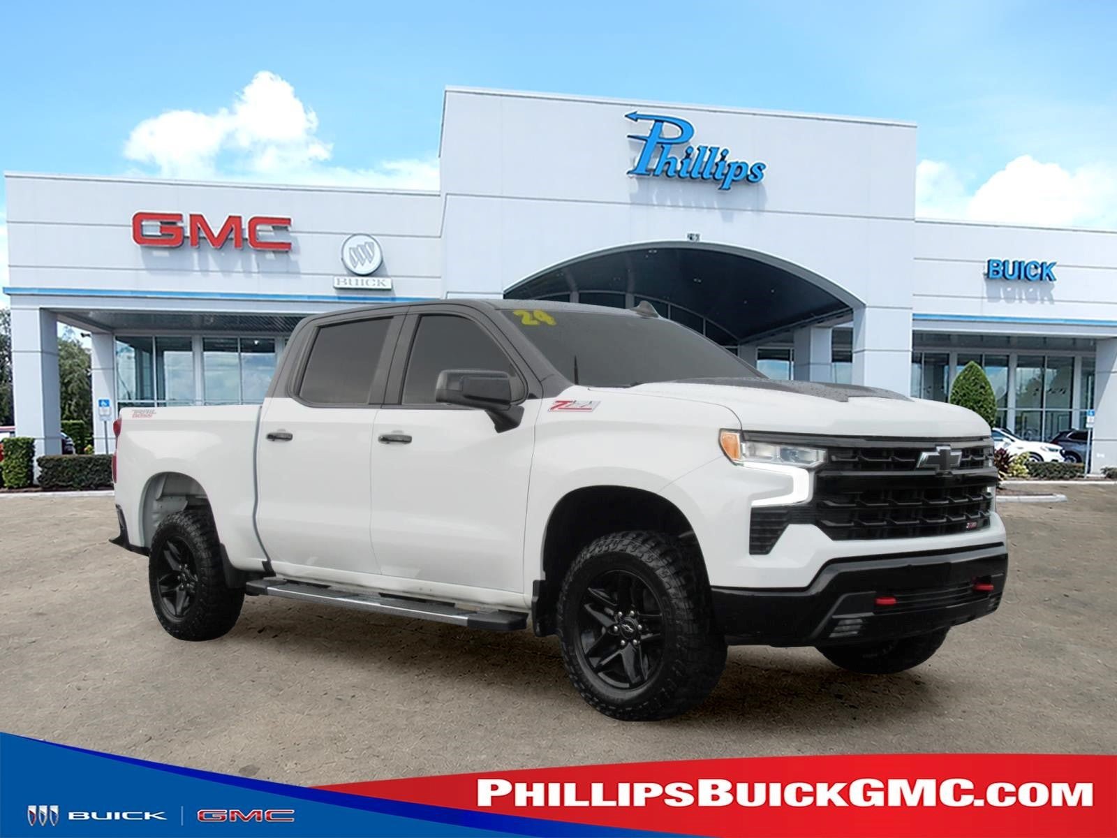 Used 2024 Chevrolet Silverado 1500 LT Trail Boss AWD/4WD image 1