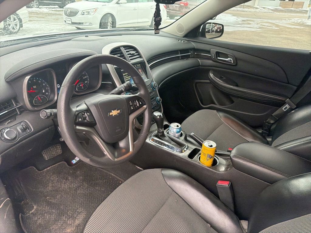 Used 2015 Chevrolet Malibu LT w/ Power Convenience Package image 11