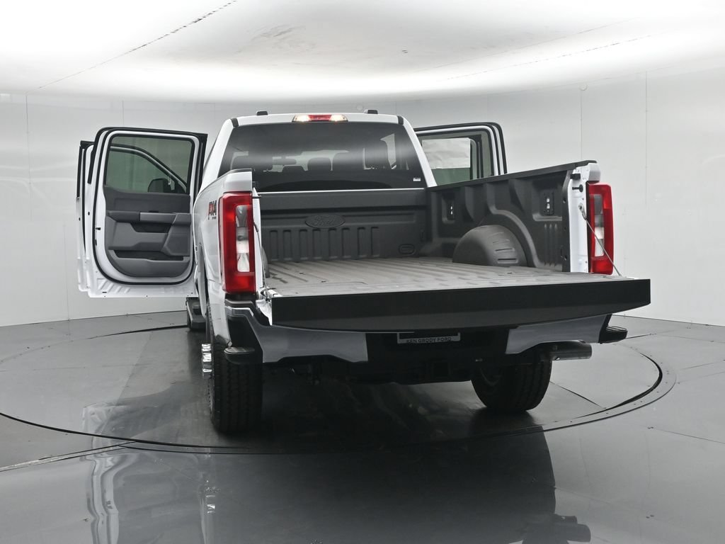New 2026 Ford F350 XLT w/ FX4 Off-Road Package AWD/4WD image 34