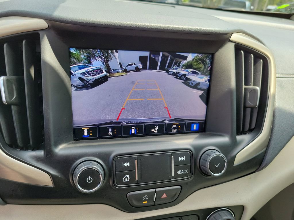 Used 2024 GMC Terrain Denali w/ Denali Premium Package AWD/4WD image 32