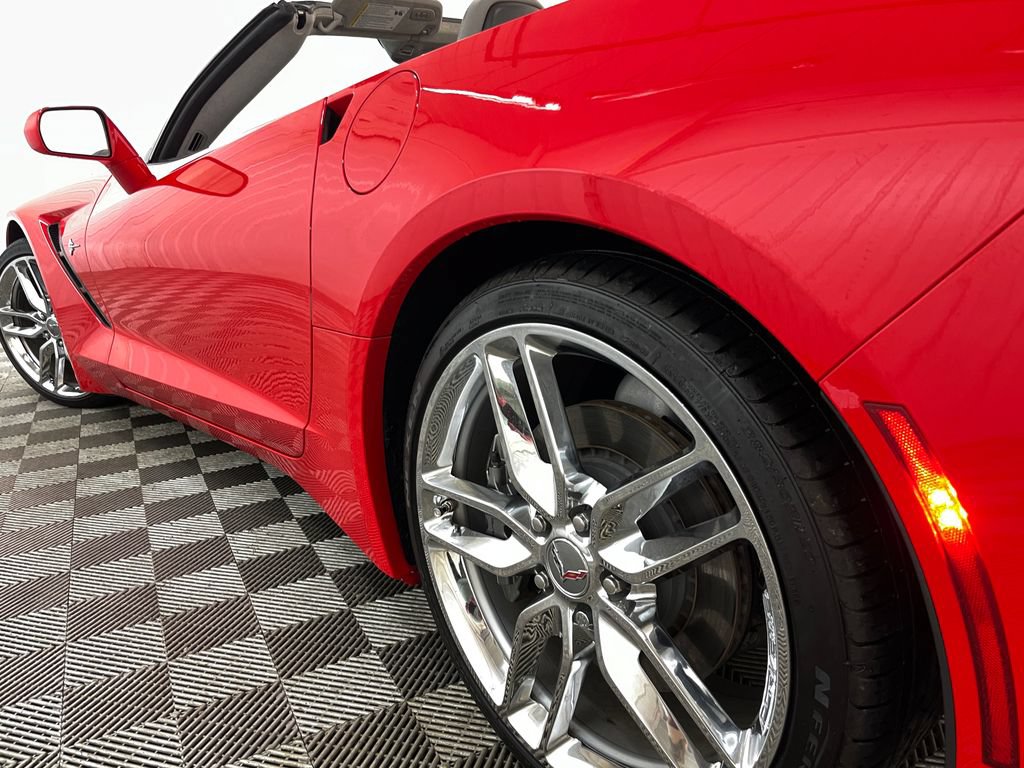 Used 2019 Chevrolet Corvette Stingray Convertible w/ 3LT Preferred Equipment Group RWD image 38