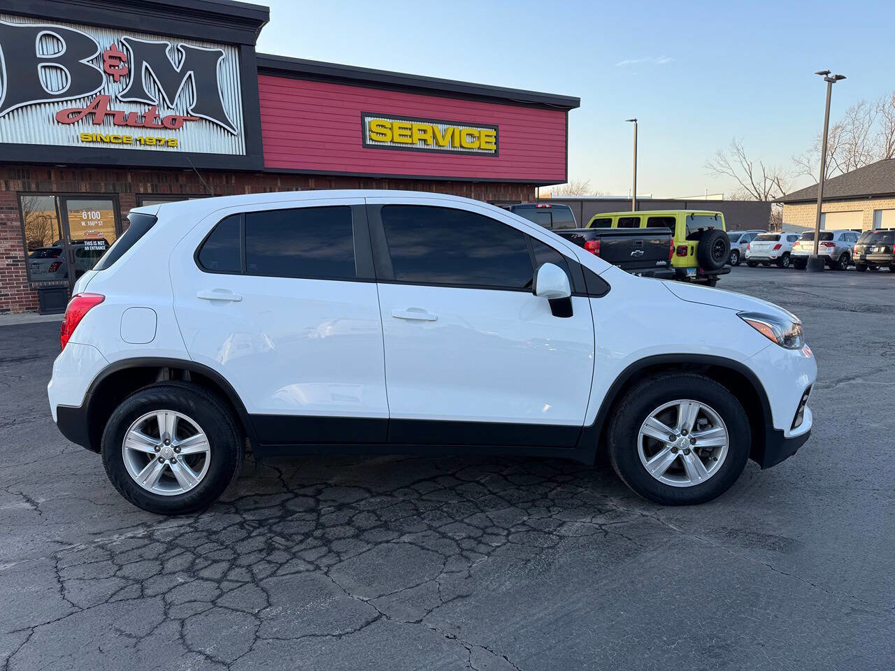Used 2020 Chevrolet Trax LS image 8