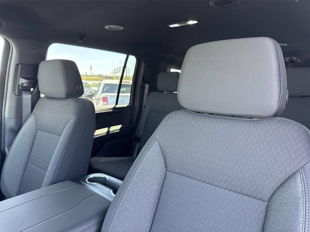 New 2026 Chevrolet Suburban LS RWD image 23