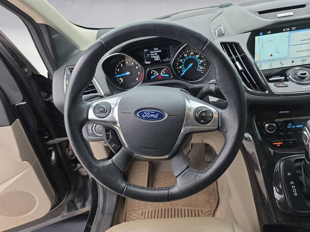 Used 2016 Ford Escape Titanium FWD image 12