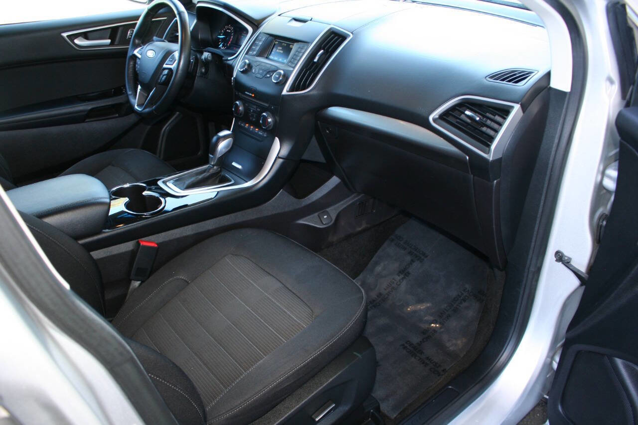 Used 2018 Ford Edge SEL image 14