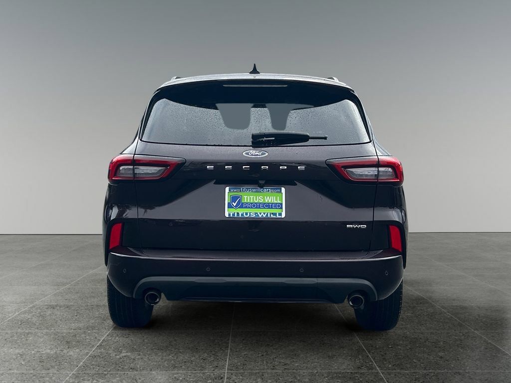 Used 2023 Ford Escape ST-Line w/ Tech Pack #1 AWD/4WD image 6