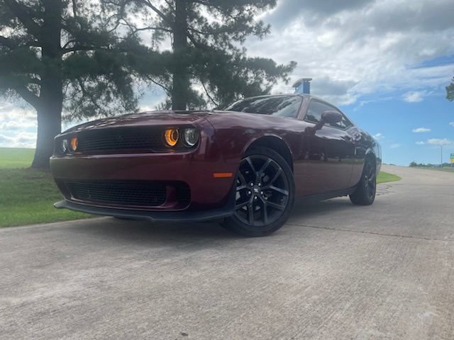 Used 2022 Dodge Challenger SXT w/ Blacktop Package RWD image 1