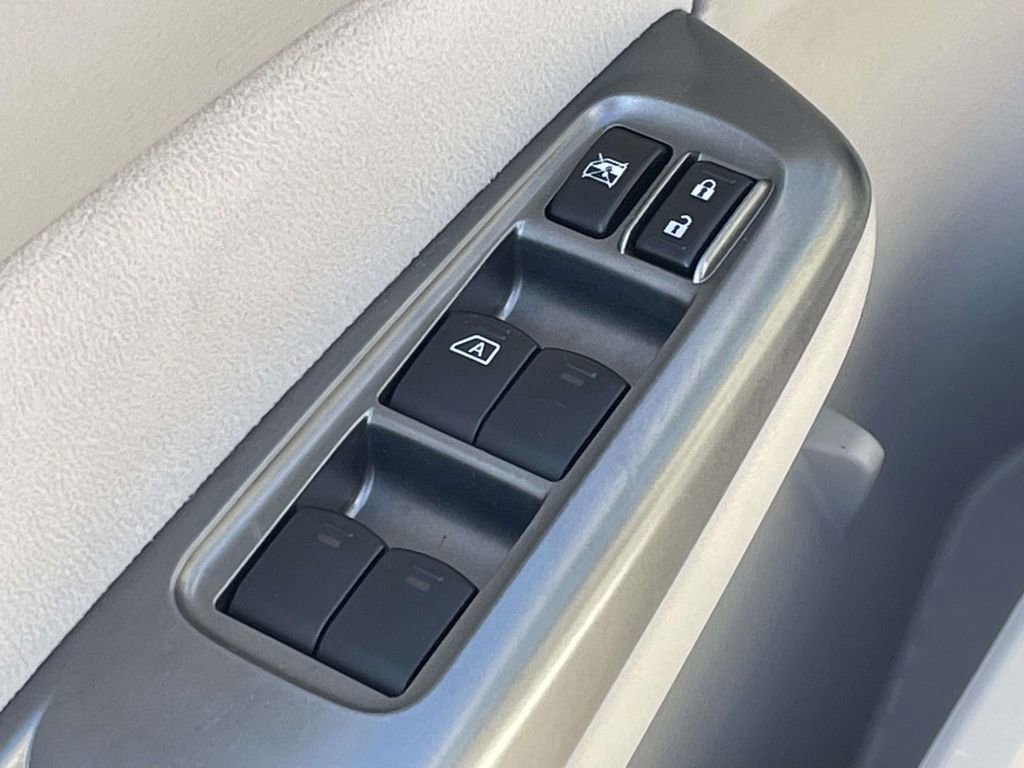 Used 2012 Subaru Forester 2.5X Limited image 14