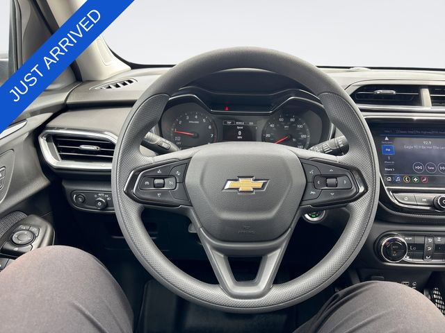 Used 2023 Chevrolet TrailBlazer LT w/ Convenience Package FWD image 14