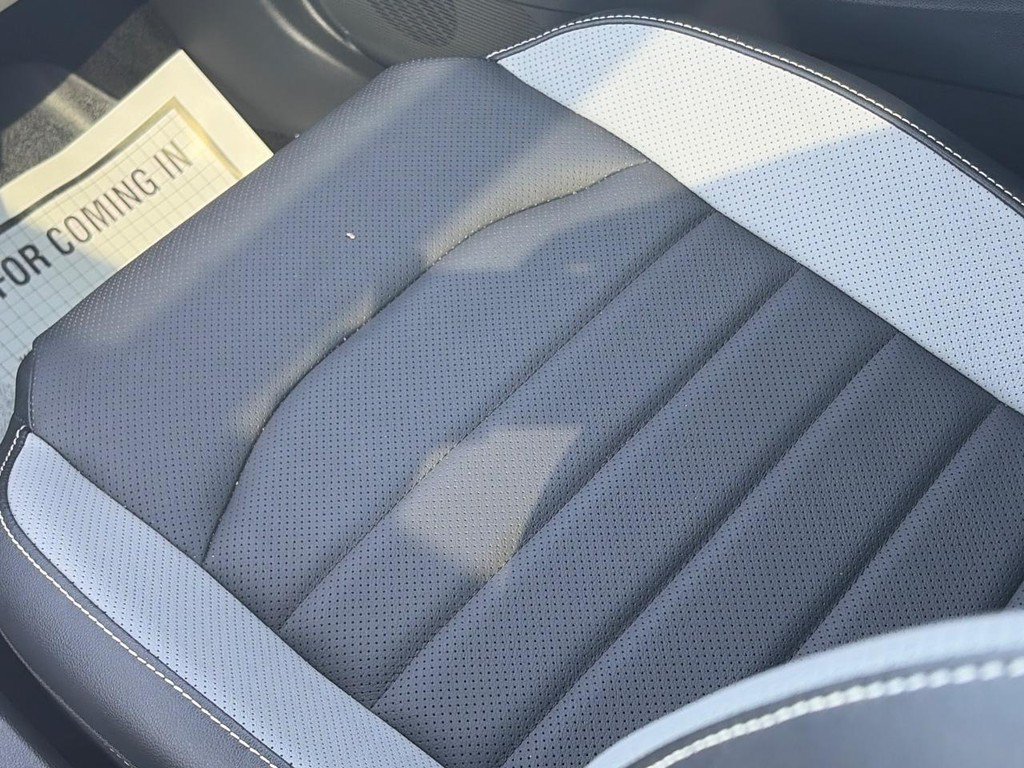 Certified 2023 Volkswagen Taos SEL AWD/4WD image 17