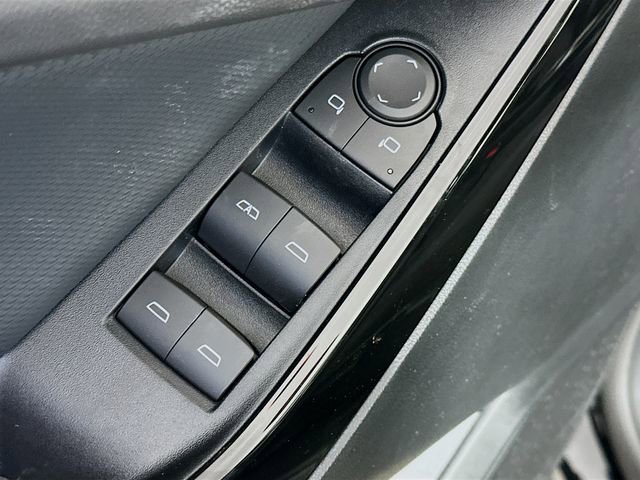 New 2026 Chevrolet Equinox LT image 18