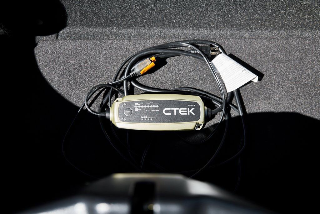 Used 2024 Lotus Emira First Edition image 19