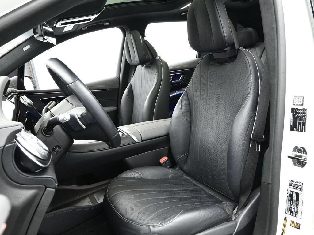 Used 2023 Mercedes-Benz EQS 580 4MATIC SUV image 12