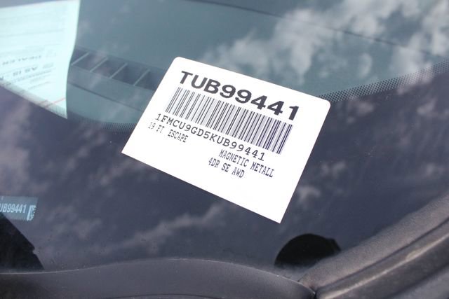 Used 2019 Ford Escape SE image 36